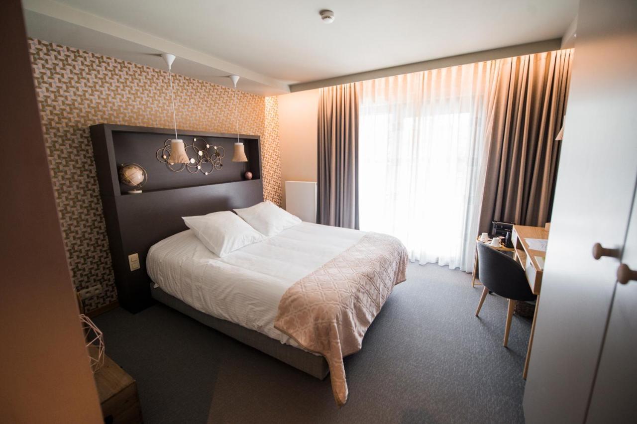 La Libellule Hotell Beauraing Exteriör bild