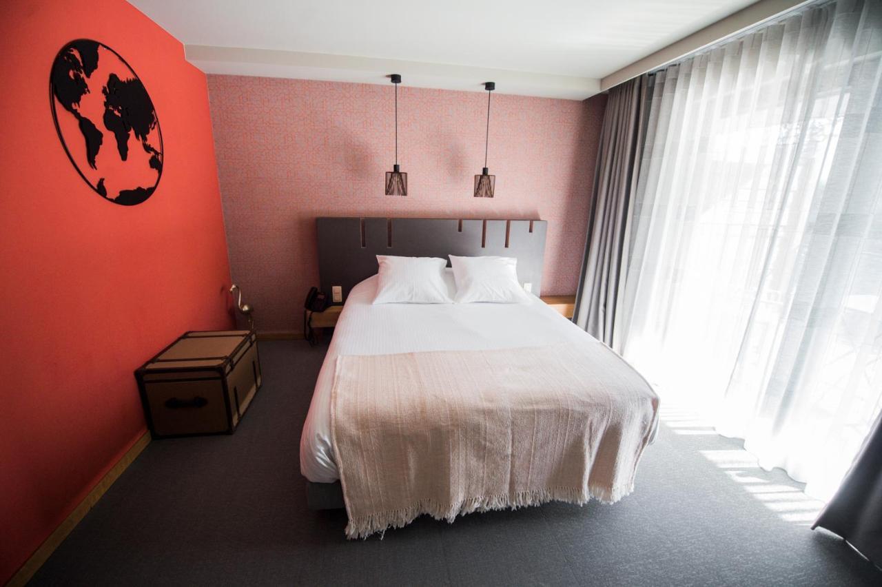 La Libellule Hotell Beauraing Exteriör bild