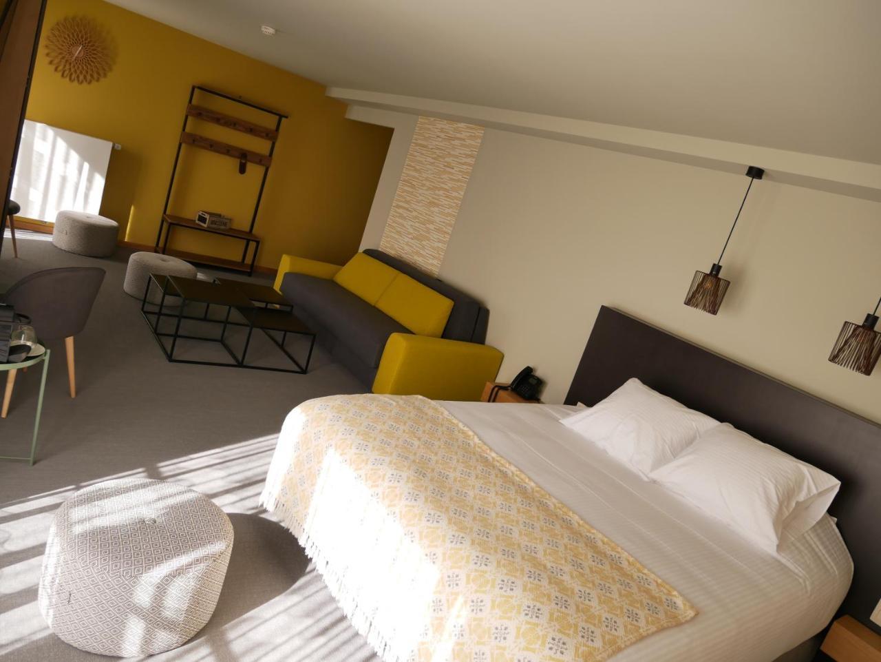 La Libellule Hotell Beauraing Exteriör bild