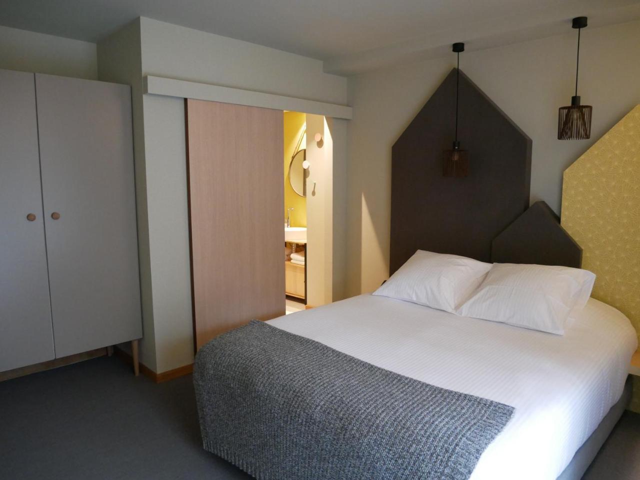 La Libellule Hotell Beauraing Exteriör bild