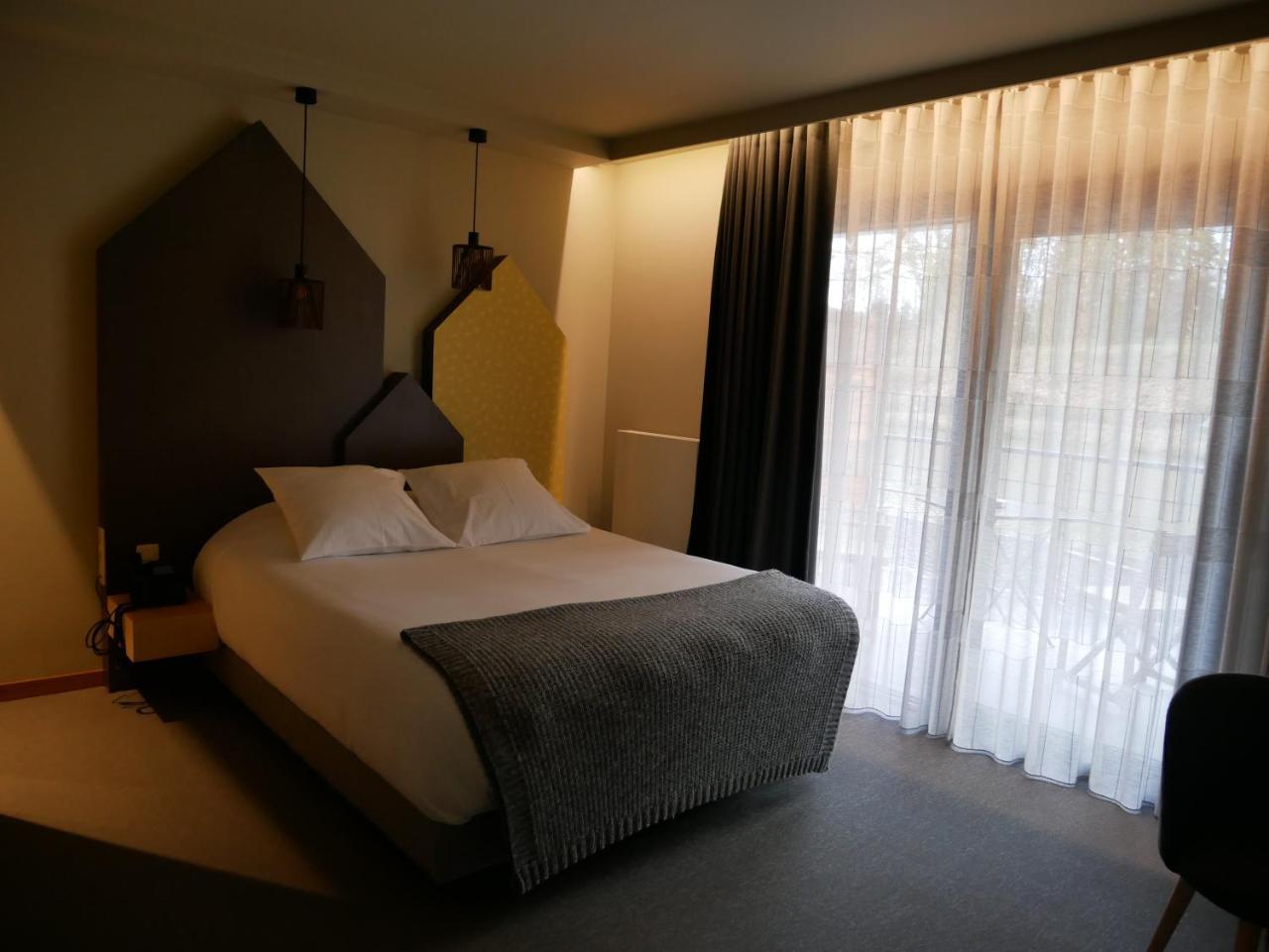 La Libellule Hotell Beauraing Exteriör bild